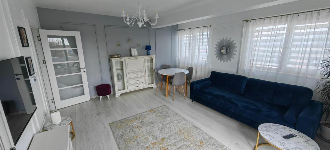 Apartament 1 Mai Bloc Nou-Self Check-In Craiova Kültér fotó